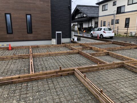 外構、土間コン、アプローチ、フェンス